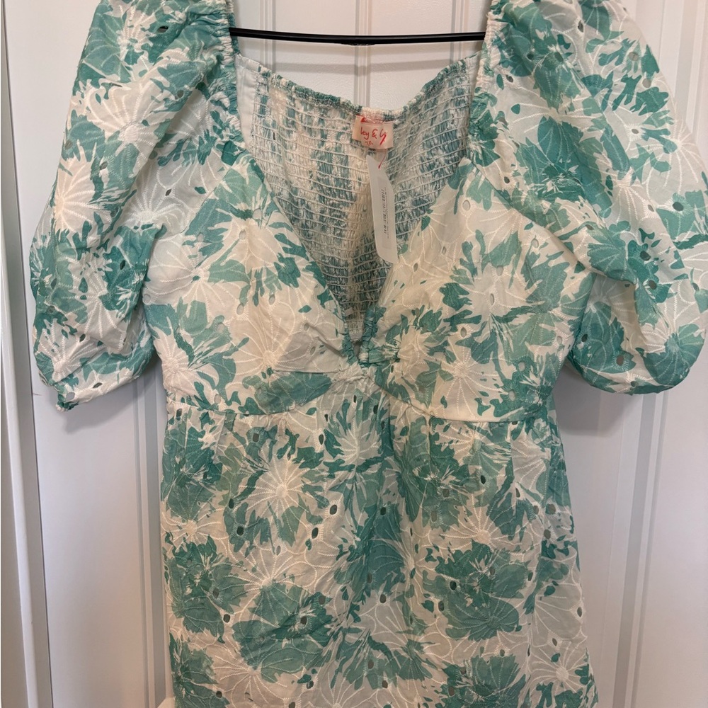 Perfectly Priscilla Floral Puff Sleeve Top - Green and White